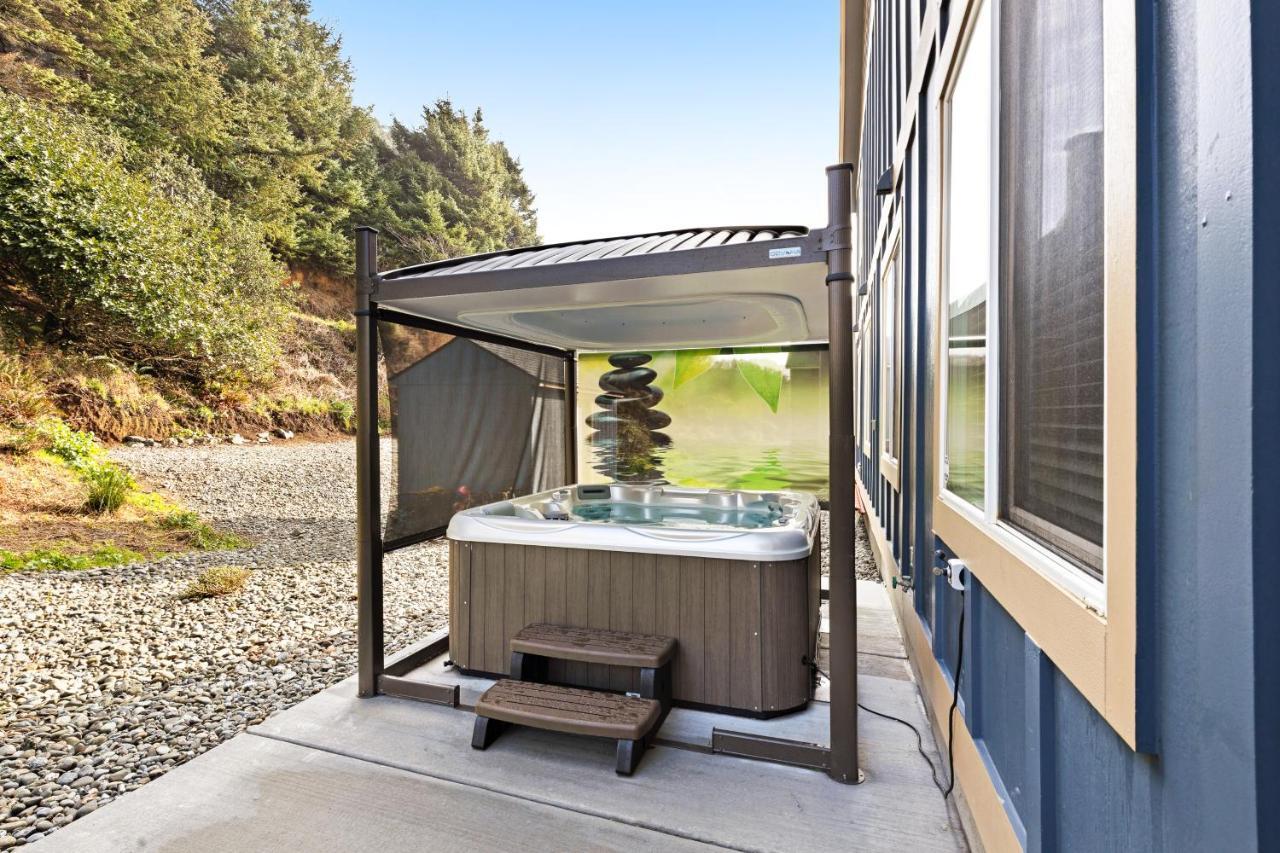 The Mermaid'S Den Gold Beach Exterior photo